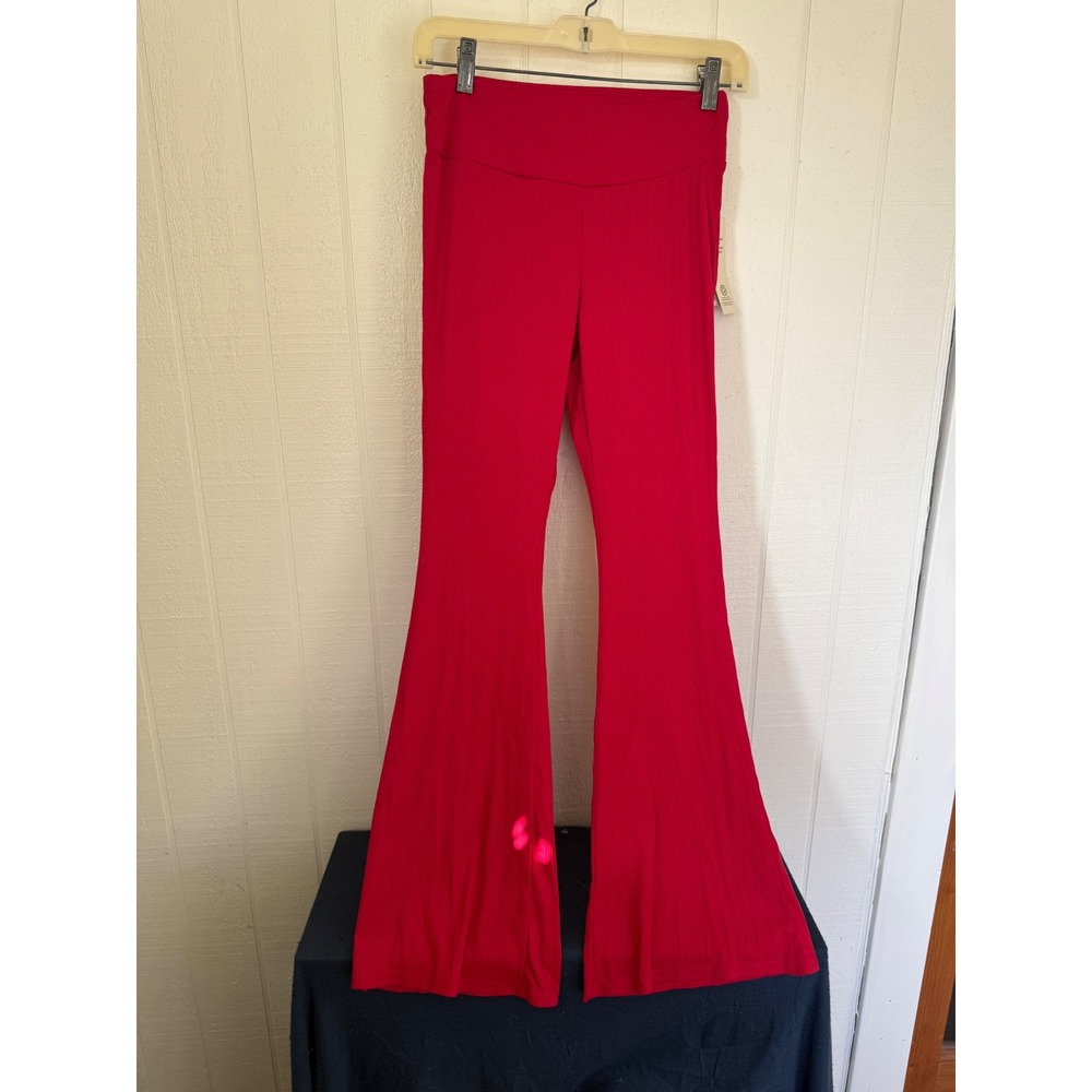 No Boundaries Womens Red Ribbed Flare Leggings High Waisted Pants Size S 4-6 NWT